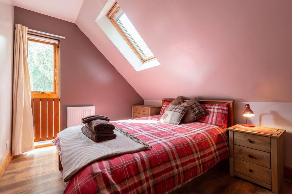 The Beeches Studio, Highlands Of Scotland Newtonmore Exterior foto